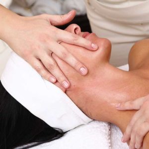 Trattamento Face Fitness per tonificare il viso presso Estetica Aphrodite Trieste